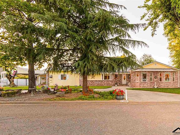 2nd image of 22660 Juanita Ct