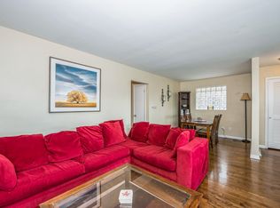 3433 N Orange Ave, Chicago, IL