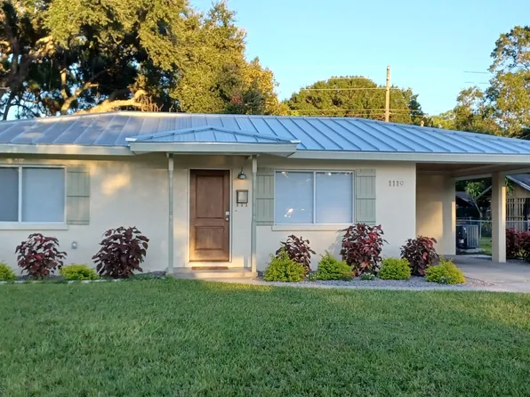 1119 30th St W, Bradenton, FL 34205
