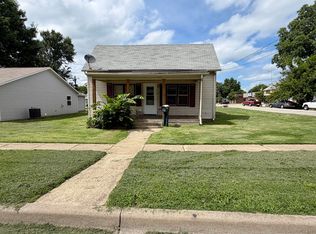 1001 W Cass Avenue, West Plains, MO 65775