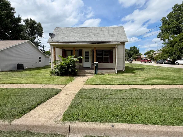 1001 W Cass Avenue, West Plains, MO 65775