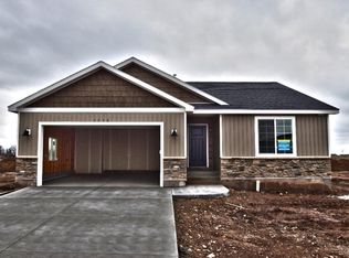 3930 E Ridgeland Dr, Ammon, ID 83401