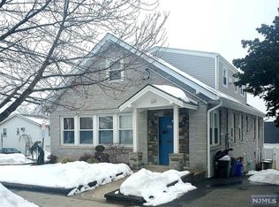 619 Chase Ave, Lyndhurst, NJ 07071