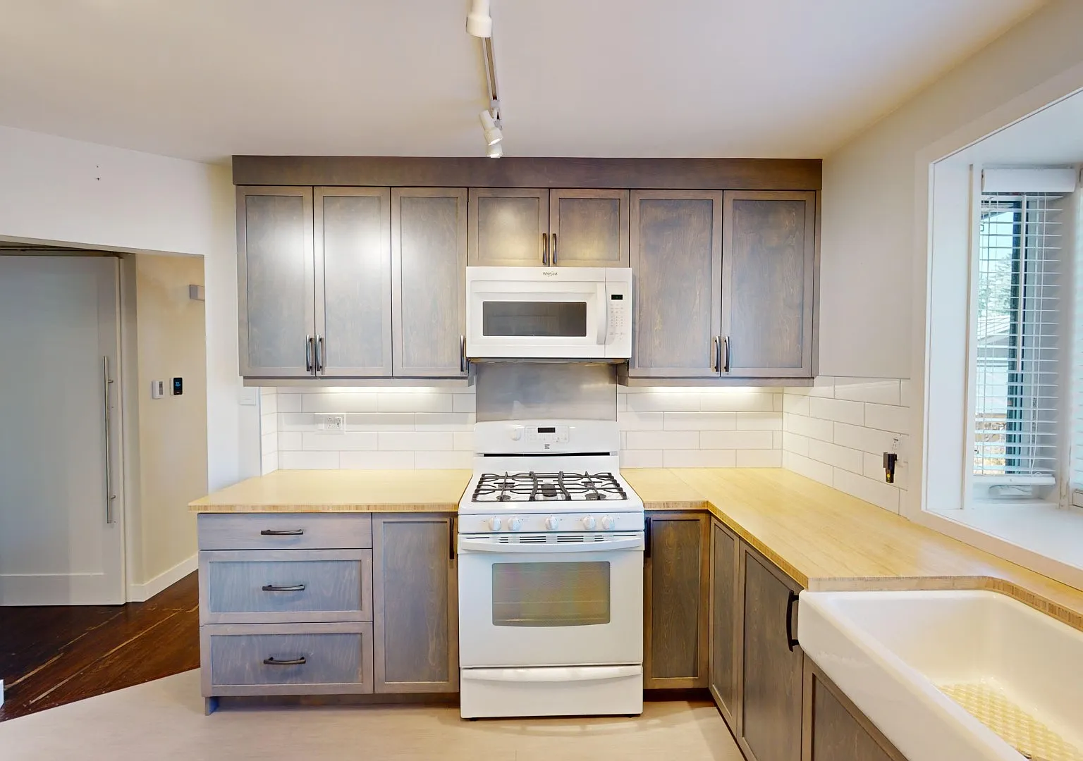 4111 Charleswood Drive Northwest - Upper unit — Photo 1