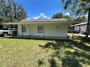 104 E Little St, Hamilton, TX 76531