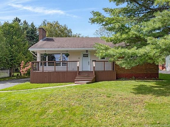 2nd image of 71 Brookview Cres