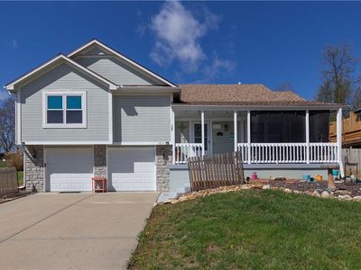 1610 S 105th St, Edwardsville, KS, 66111