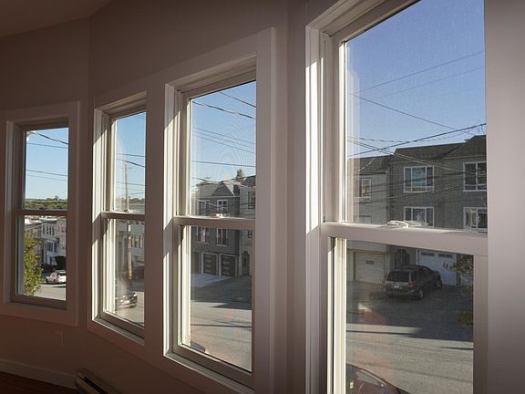 4th image of 1459A Funston Ave