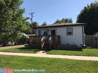 1516 N Pine St, Grand Island, NE 68801