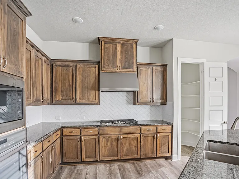 1621 Rose Willow Way — Photo 9