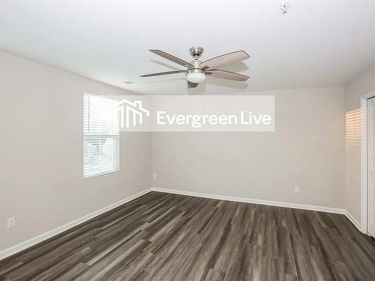 2450 Willow Pond Ln SE — Photo 9