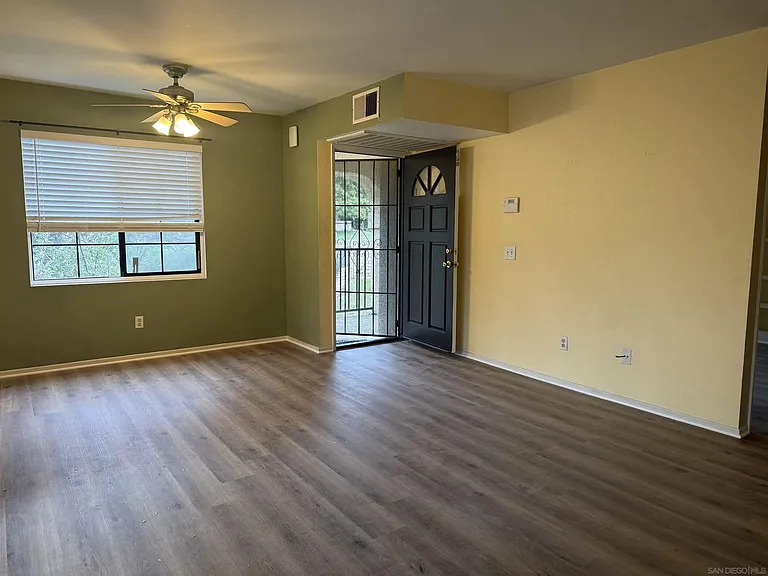 13294 Wimberly Sq #228 — Photo 35