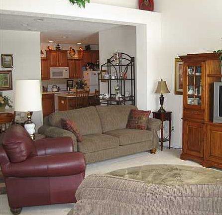 5th image of 6879 Park Square Dr APT B