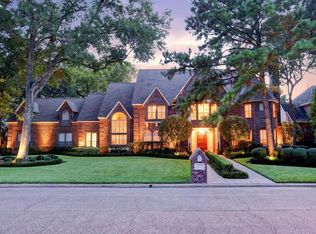 15903 Stornoway Dr, Spring, TX 77379