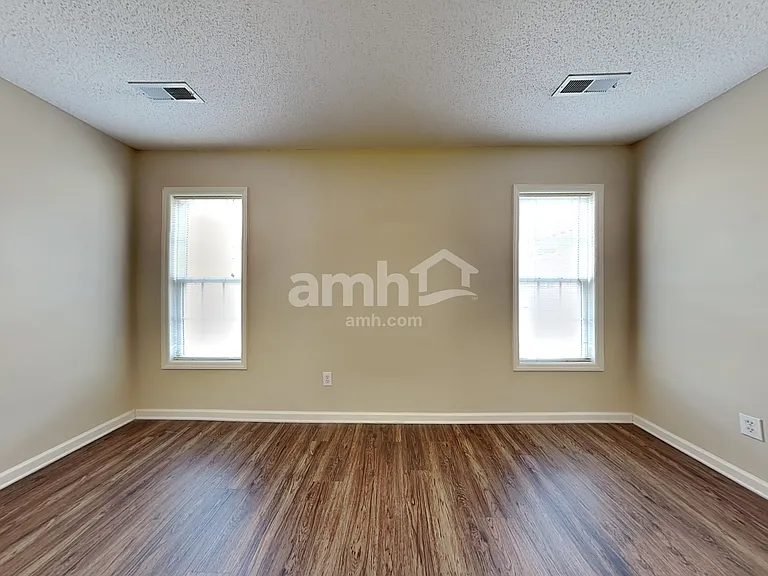 115 Bristol View Cir — Photo 8