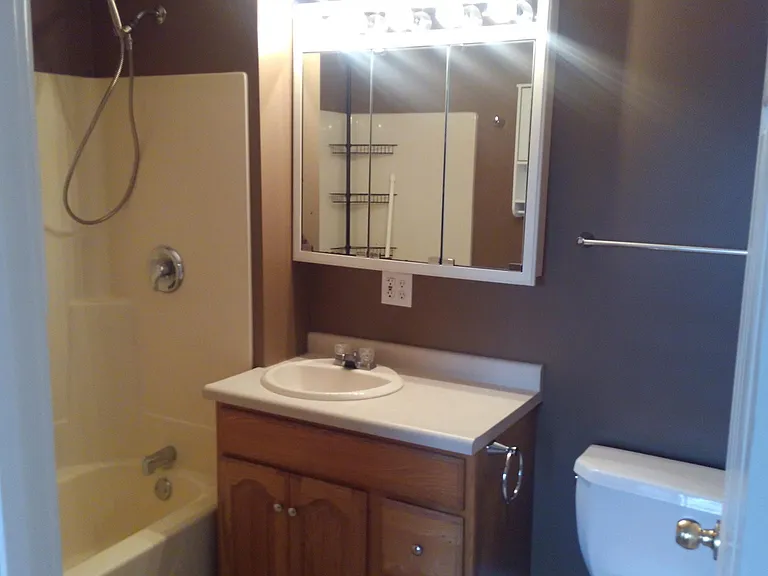 113 Laurel St W #4 — Photo 13