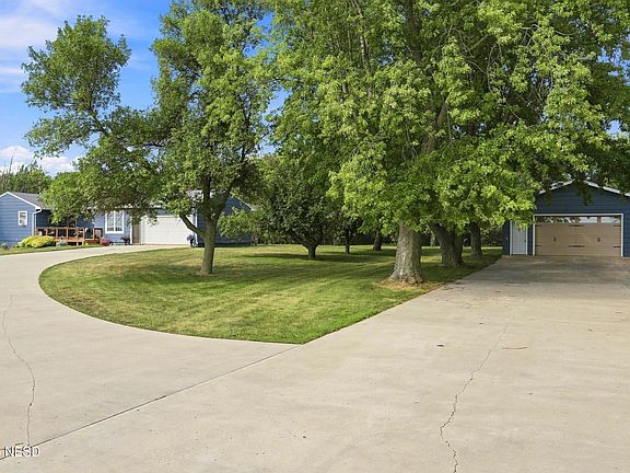 2nd image of 3105 7th St SW