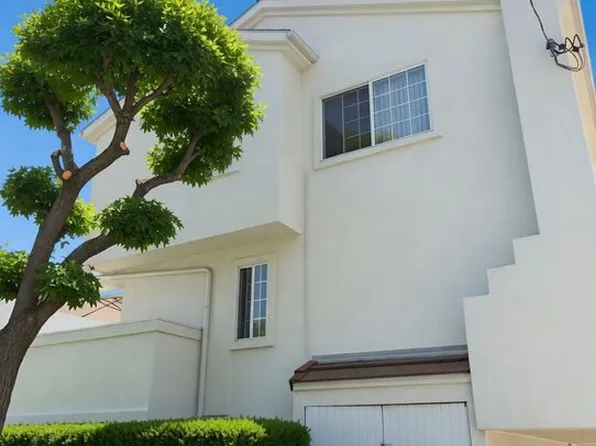 14711 S Berendo Ave APT 16, Gardena, CA 90247