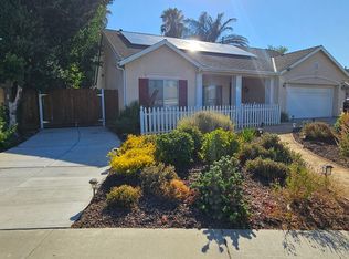 1516 Avenue E, Kingsburg, CA 93631