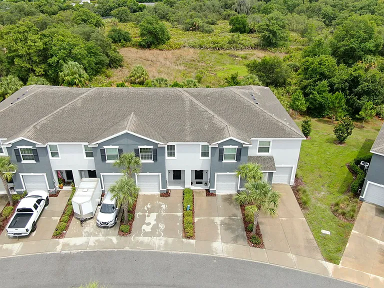 8908 Indigo Trail Loop — Photo 4