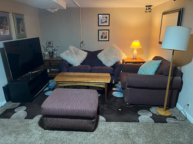 808 Beverly Ave — Photo 16