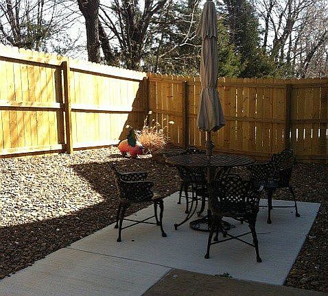 3rd image of 538 S Pierremont Dr
