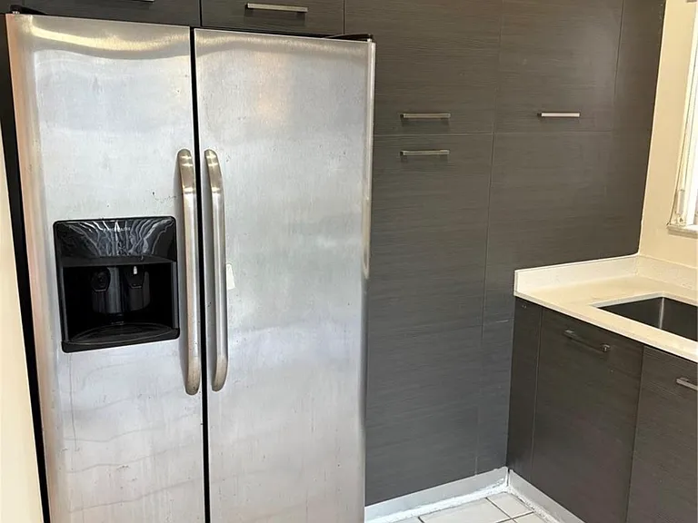 14450 SW 95th Ter — Photo 3