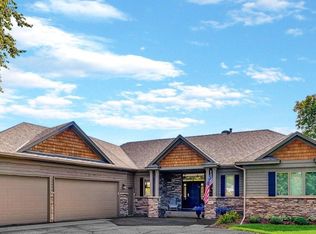 1580 Blackhawk Lake Dr, Eagan, MN 55122