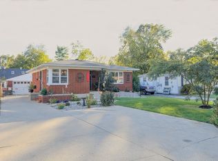 1006 Cristland Rd, Louisville, KY 40214