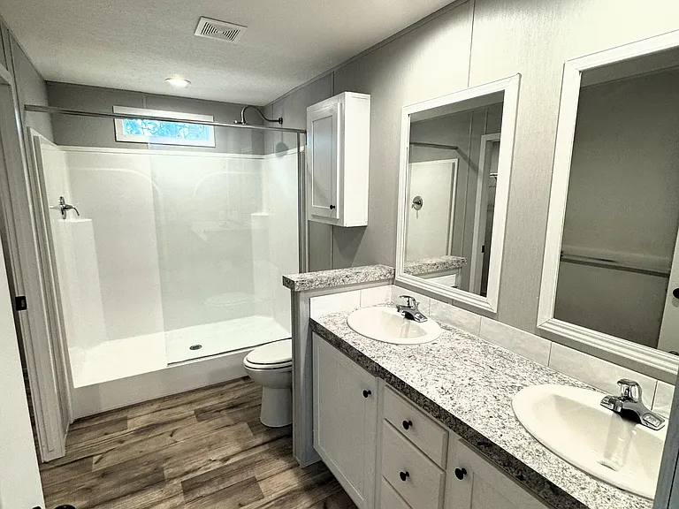 153 Douglas St — Photo 13