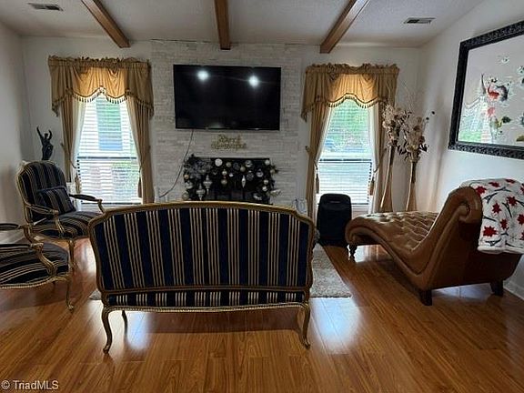 2nd image of 3108 Darden Rd