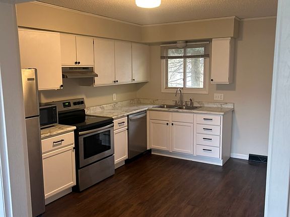 3rd image of 241 Church St #241