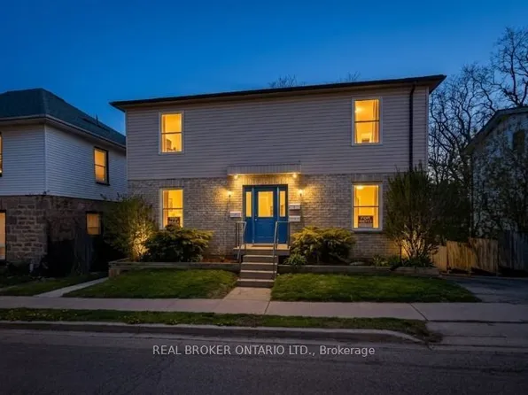 52 Wellington St #3, Cambridge, ON N1R 3Y7