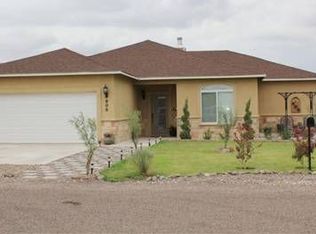 905 W Uvalde, Alpine, TX 79830
