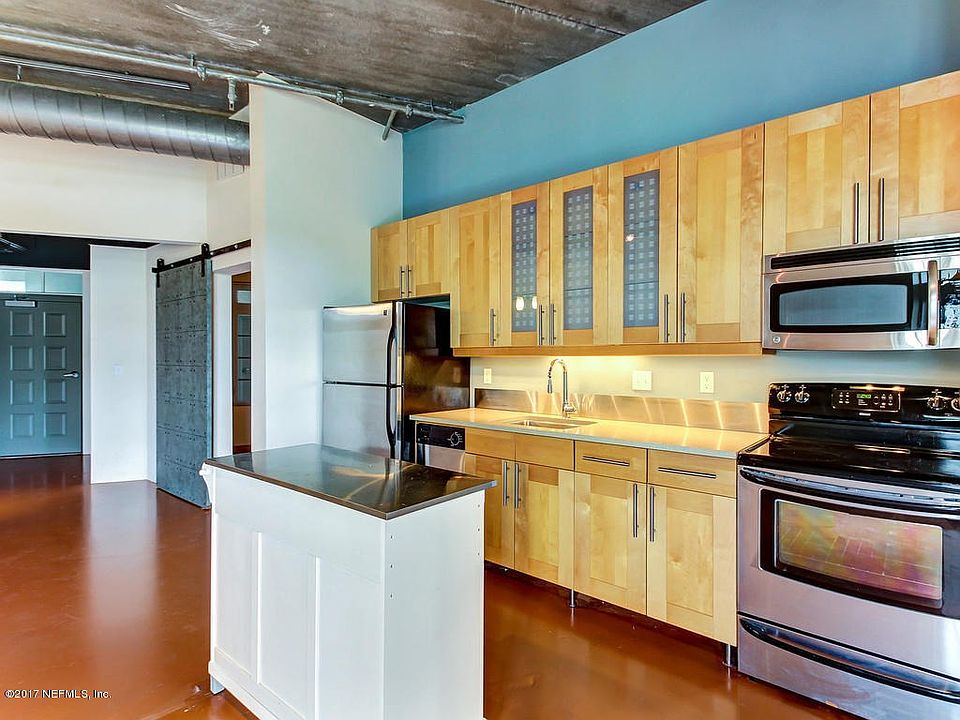 2064 Herschel St Unit 302-MLS_Size-009-4
