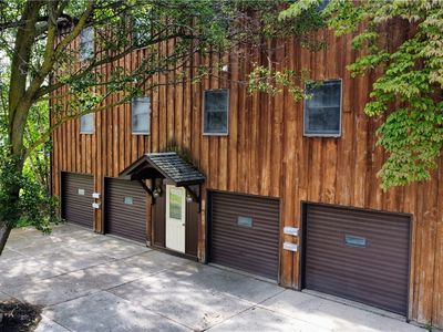 726 W 2nd St, Erie, PA, 16507