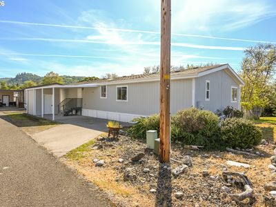 221 River Place Dr #117, Roseburg, OR, 97471