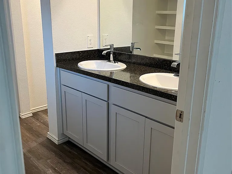 24203 Saddlestone Green Dr — Photo 25