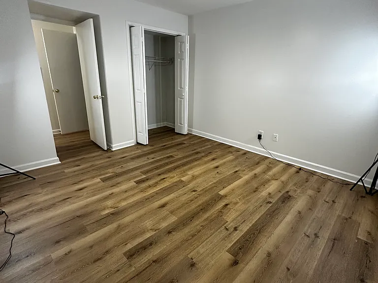 1002 Brighton Point — Photo 16