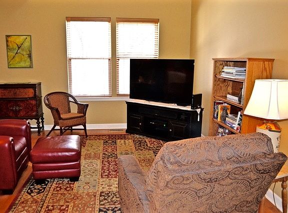 5th image of 64 Woodview Dr #64