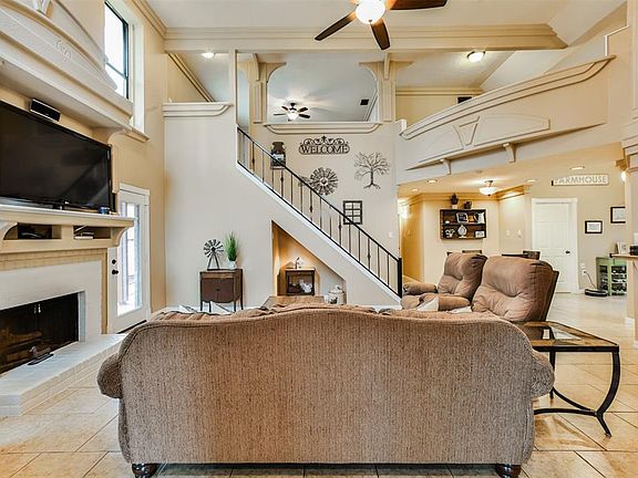 5th image of 2115 Charlton House Ln