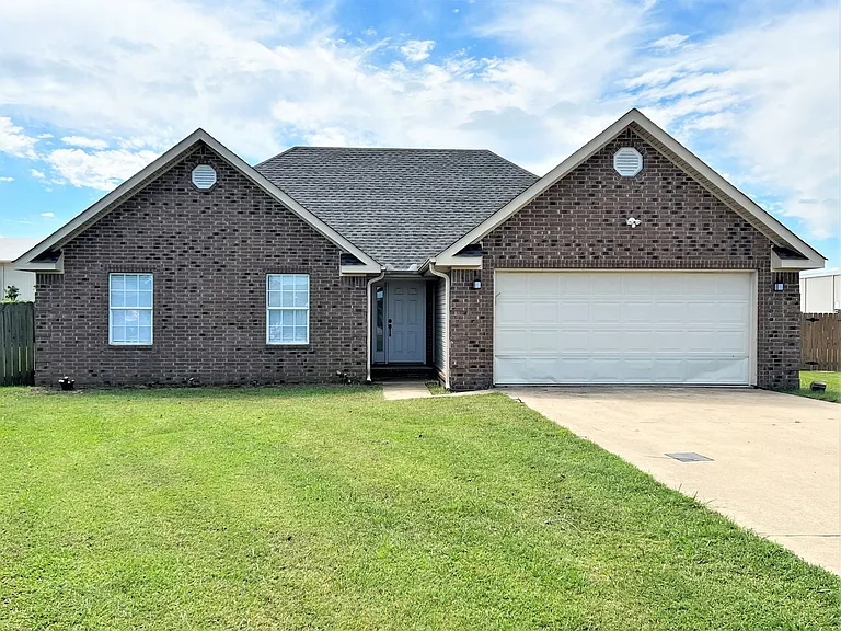 124 County Road 418 — Photo 2