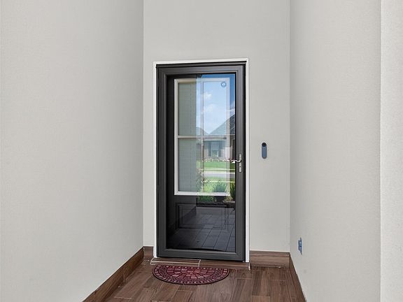 3rd image of 404 Blanchard Loop