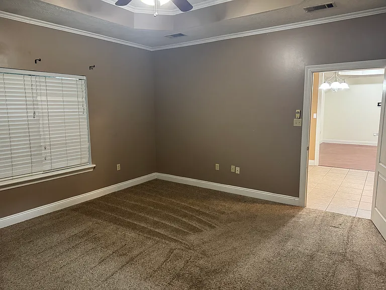 1050 Gage Dr — Photo 22
