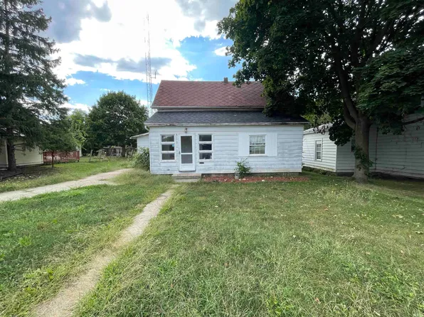 410 S High St, Winchester, IN 47394