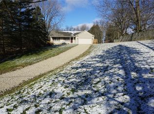 3789 Waterloo Rd, Randolph, OH 44265