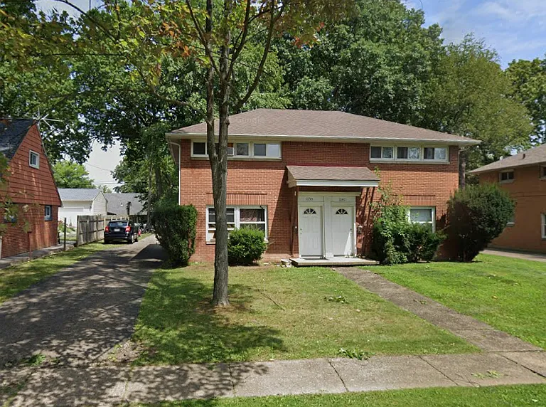 Front View - Driveway parking