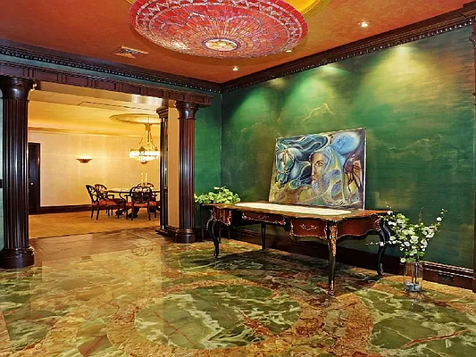 Sold by Sotheby's International Realty | media 8