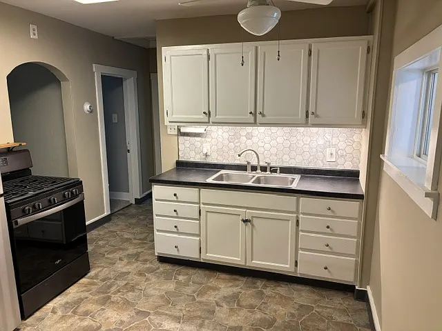 2 bed, 900 sqft, $950 — Photo 4