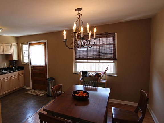 3rd image of 1835 Northwest Ct #138
